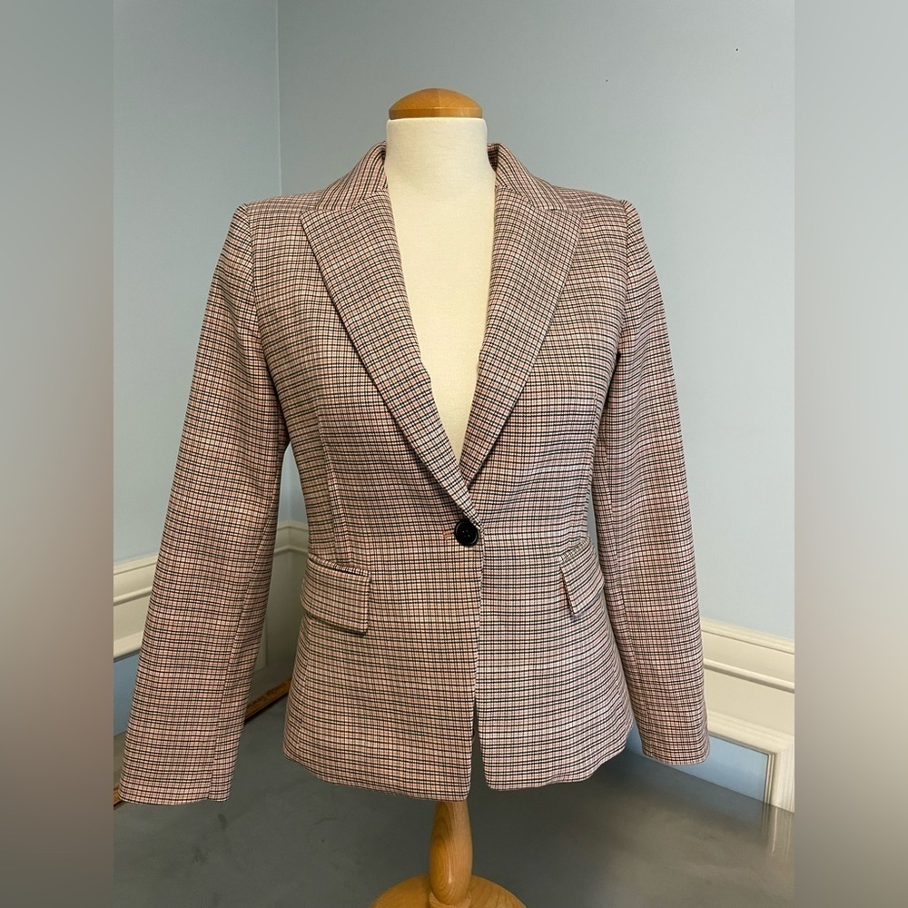 Mango - NWOT plaid blazer
